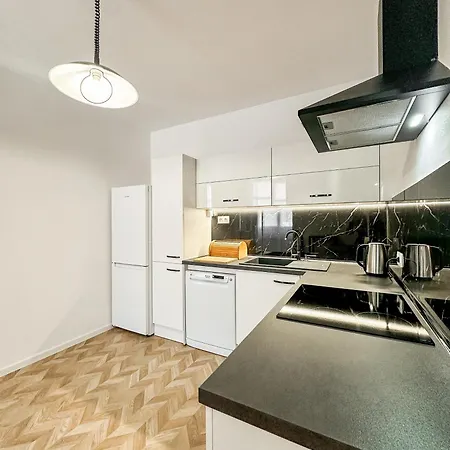Апартаменты 3 100m2 Centrum